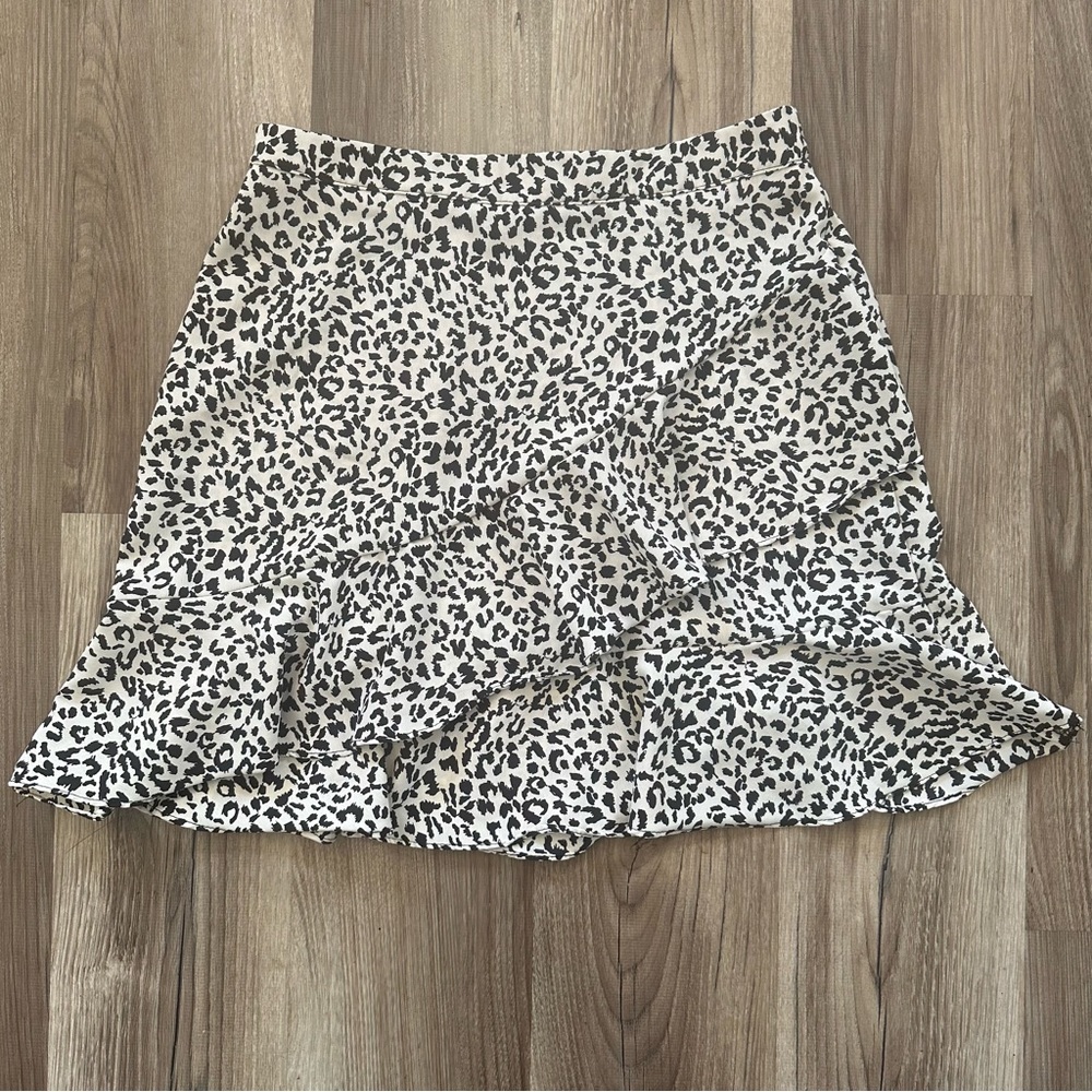 Altar’d State Black and White Cheetah Ruffle Skirt (Never Worn)